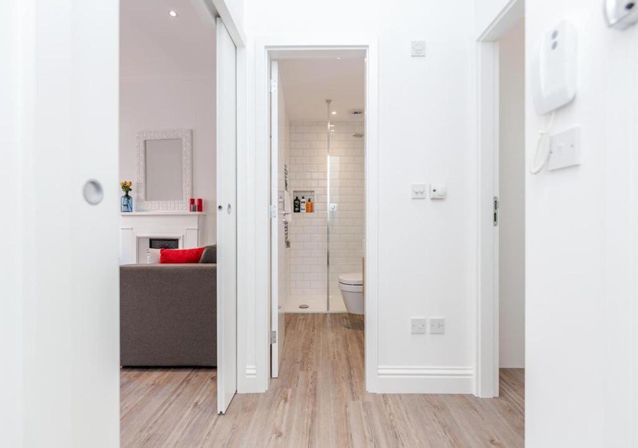 White Piccadilly Apartment Лондон Екстериор снимка