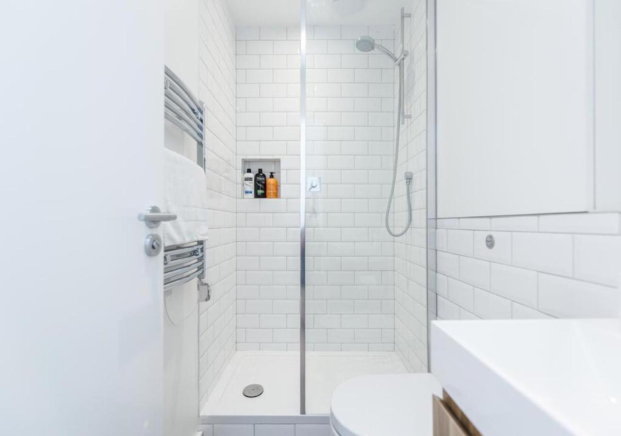 White Piccadilly Apartment Лондон Екстериор снимка